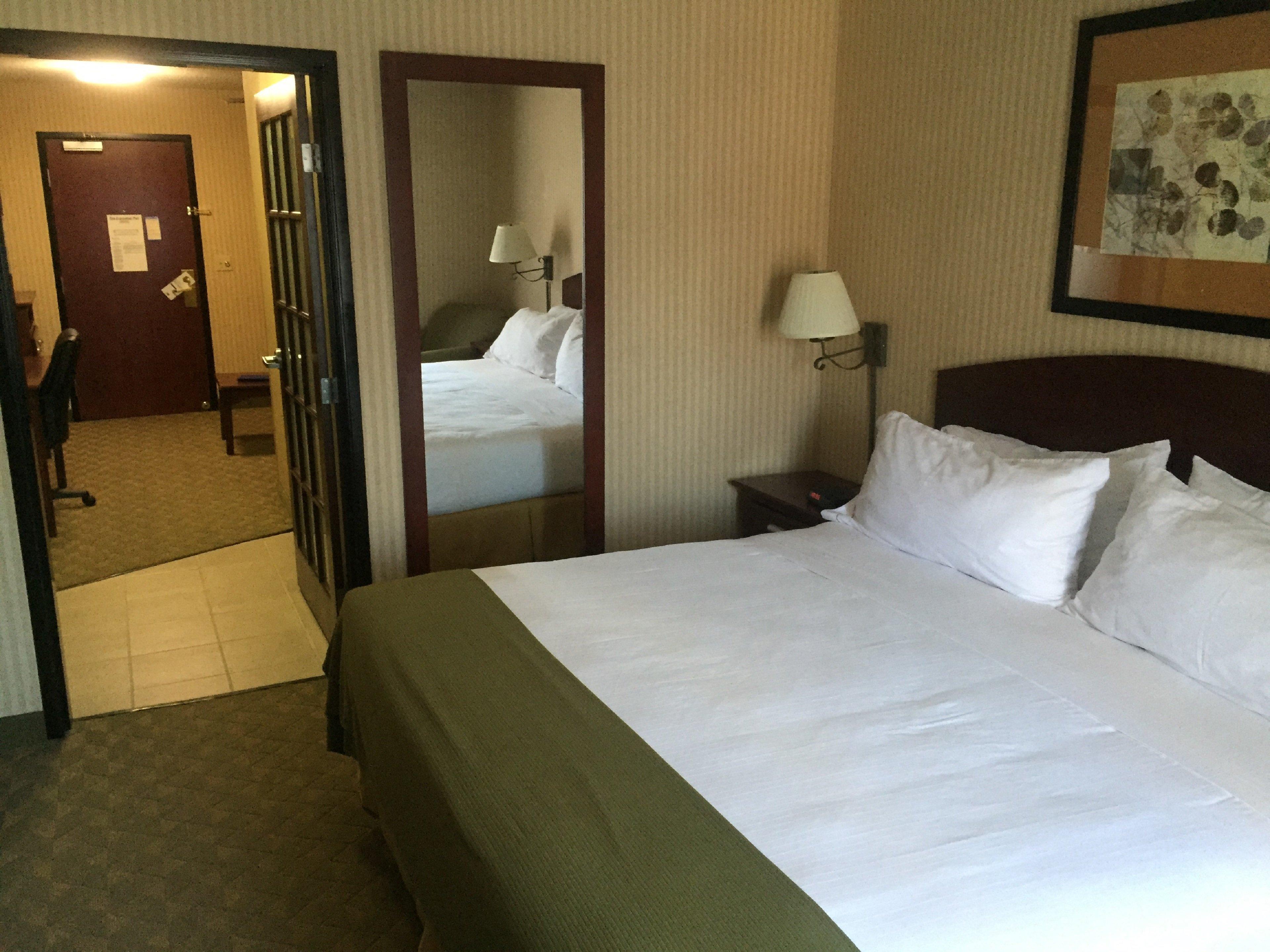 Spark By Hilton Lansing Eksteriør bilde