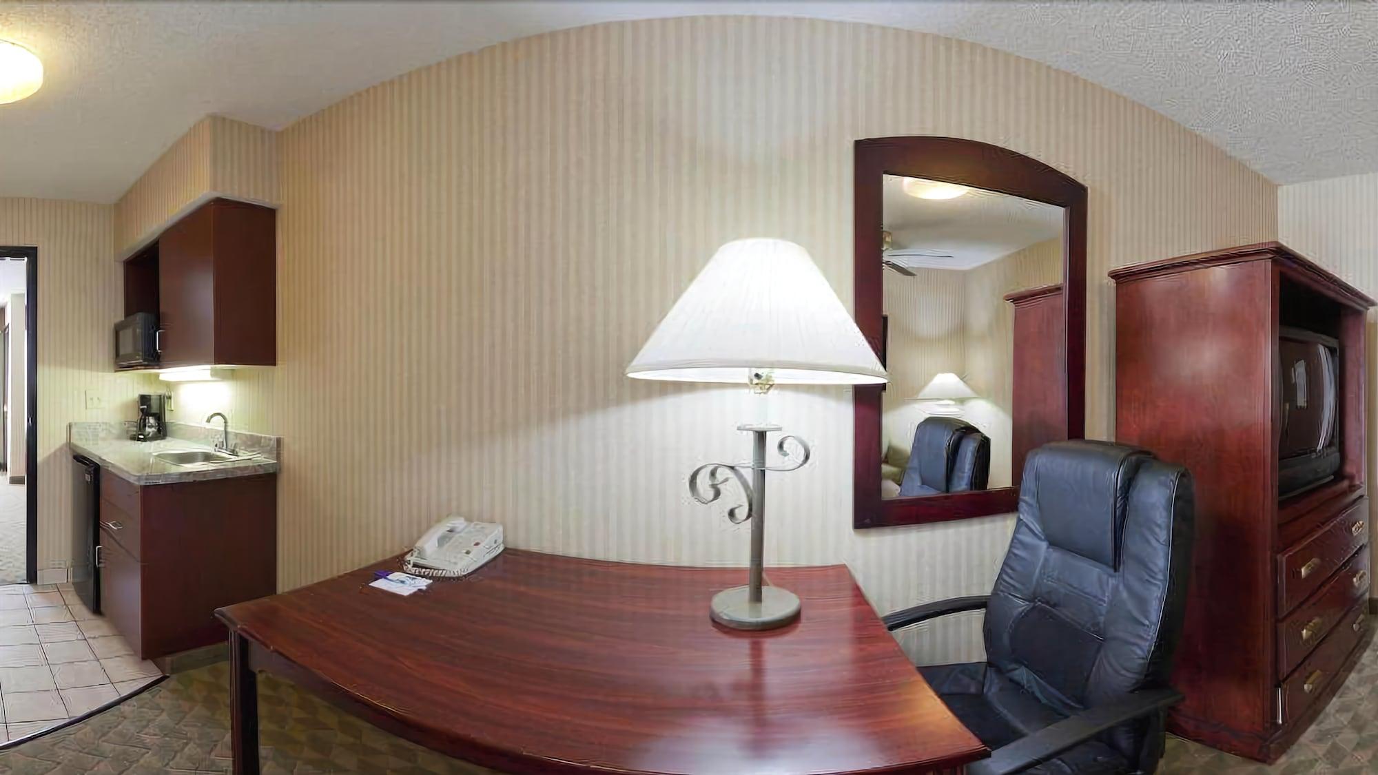 Spark By Hilton Lansing Eksteriør bilde